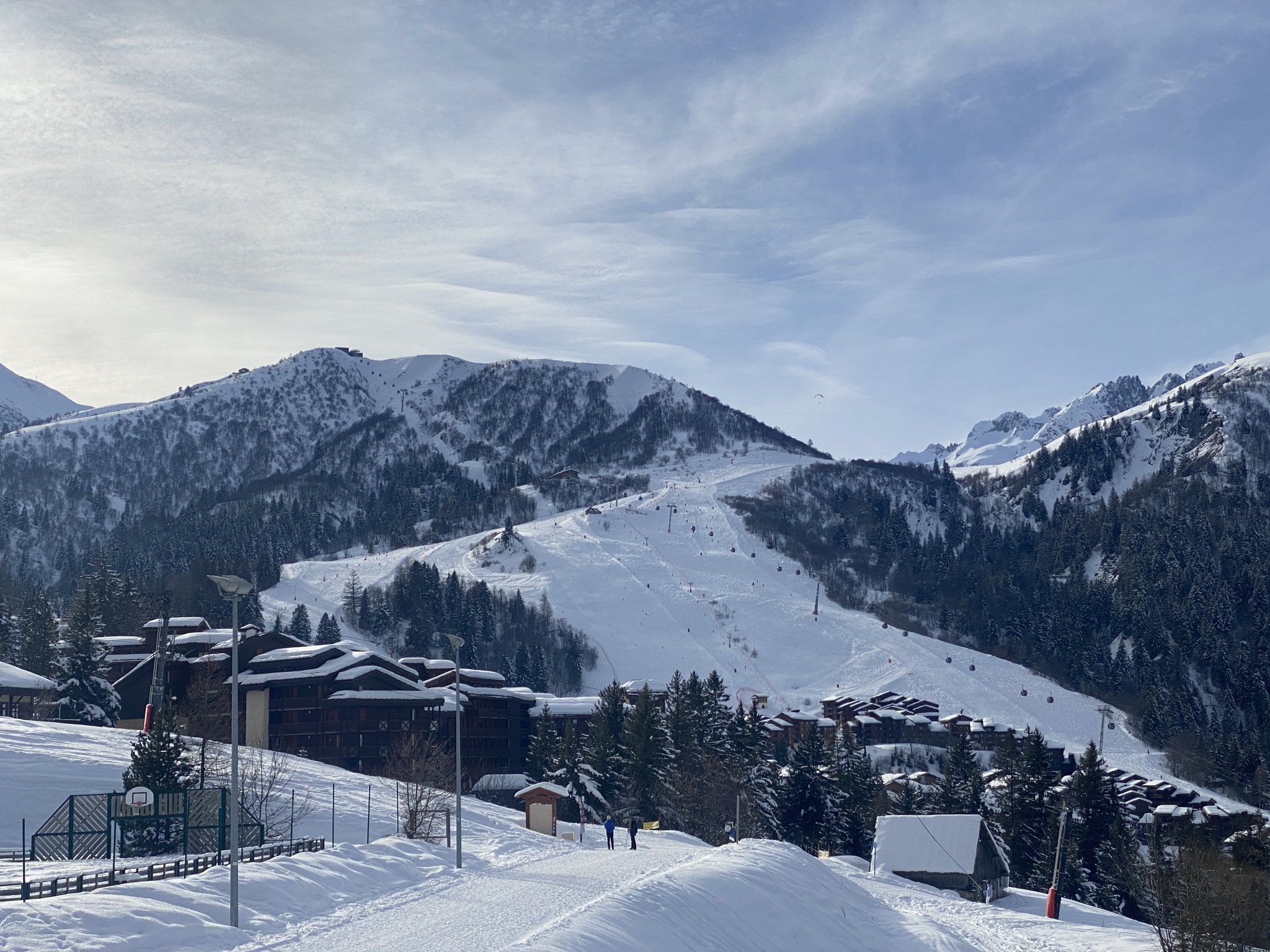 Confortable T3 skis aux pieds VALMOREL